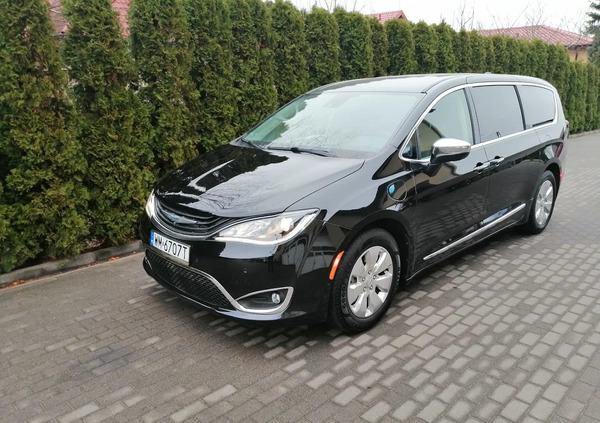 Chrysler Pacifica cena 139000 przebieg: 98425, rok produkcji 2019 z Mogilno małe 56